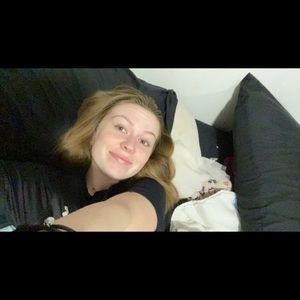 Meet your Posher, Sydnee